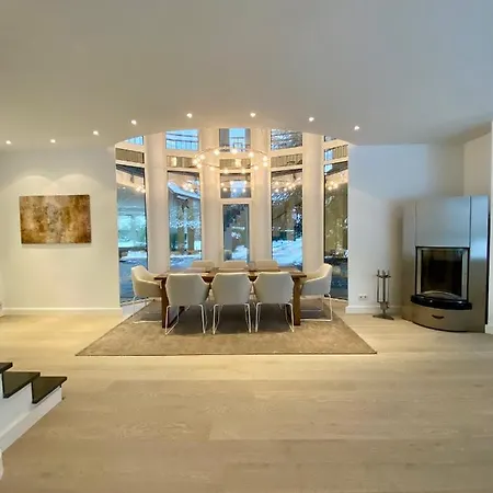 Vincent Im Park, Nahe Messe, Hannover Und Hildesheim